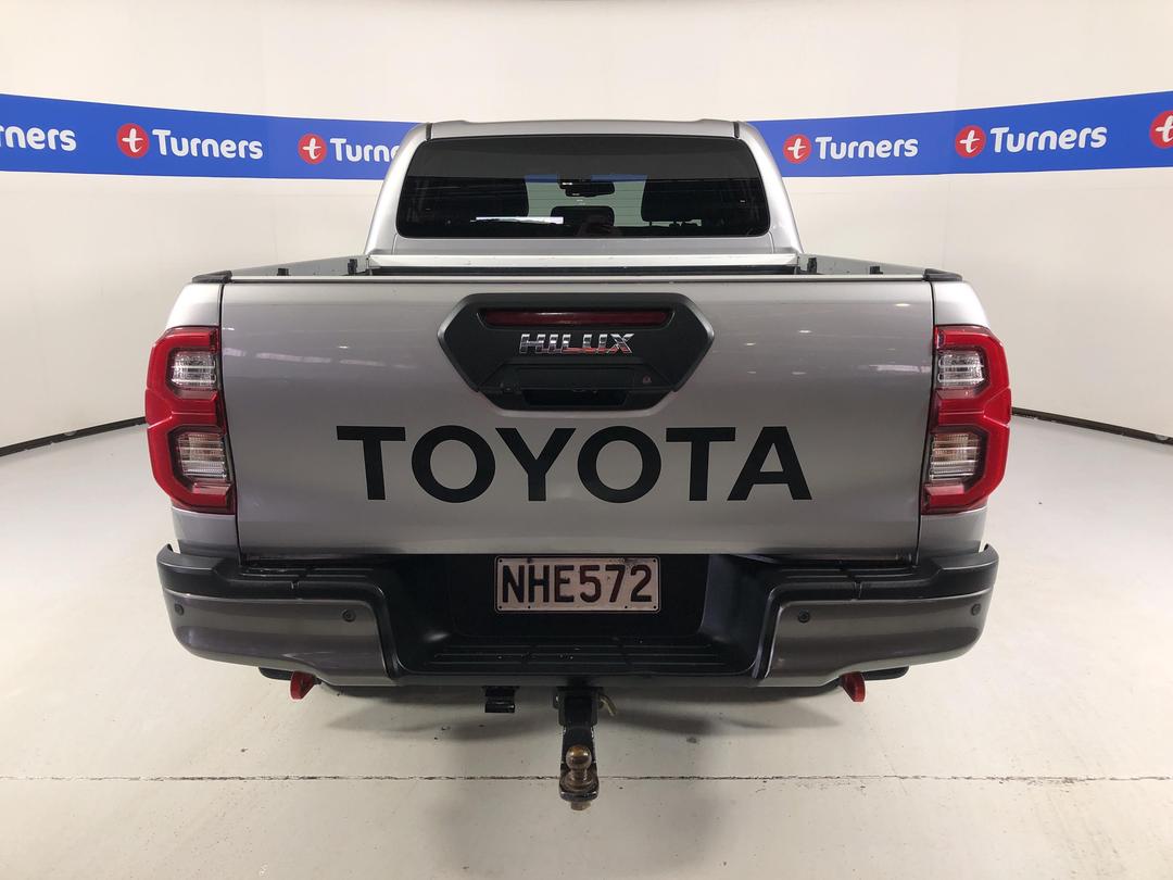 Photo '6' of Toyota Hilux