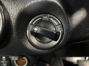 Photo '29' of Toyota Hilux