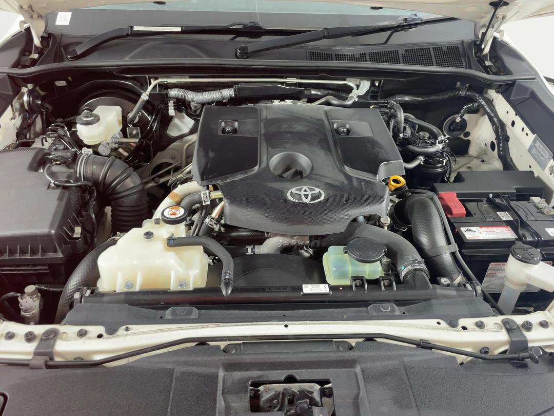 Photo '13' of Toyota Hilux