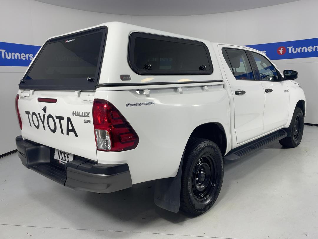 Photo '7' of Toyota Hilux