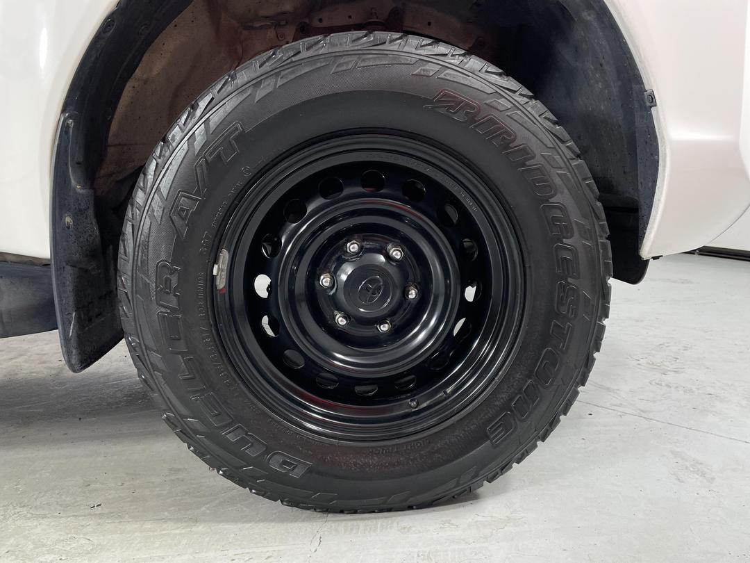 Photo '9' of Toyota Hilux