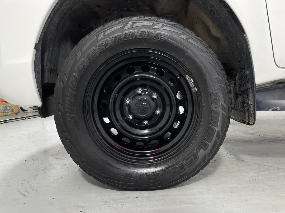 Photo '10' of Toyota Hilux