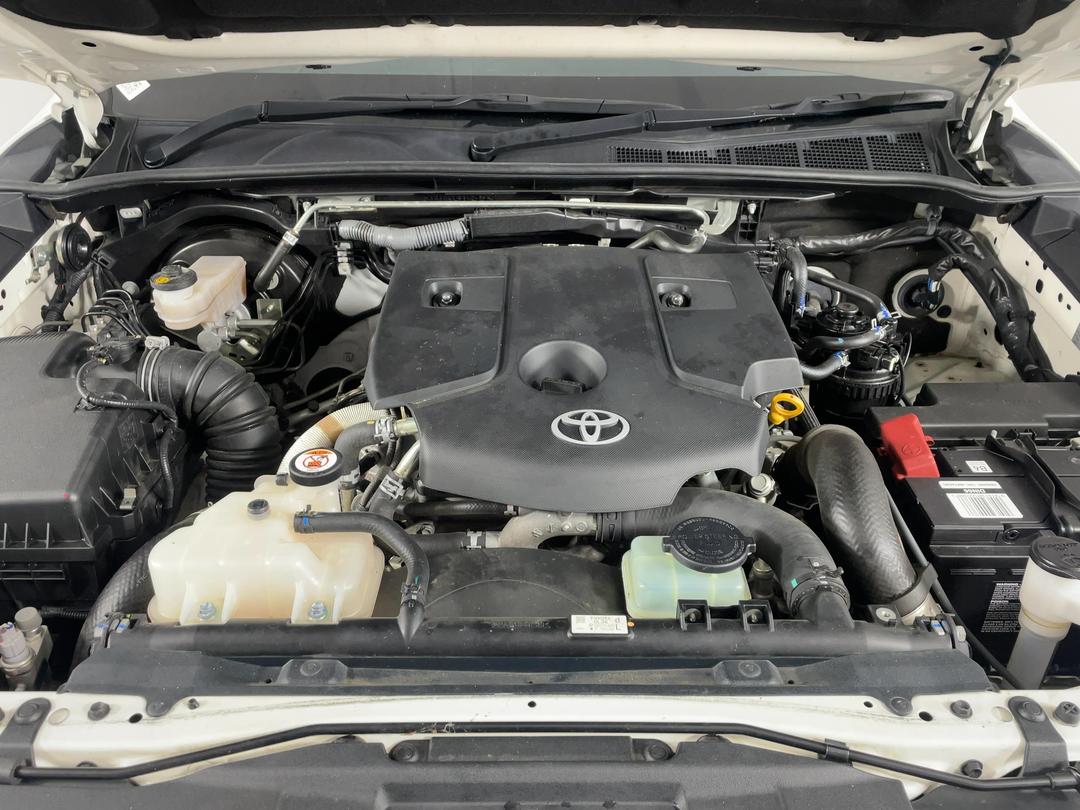 Photo '13' of Toyota Hilux