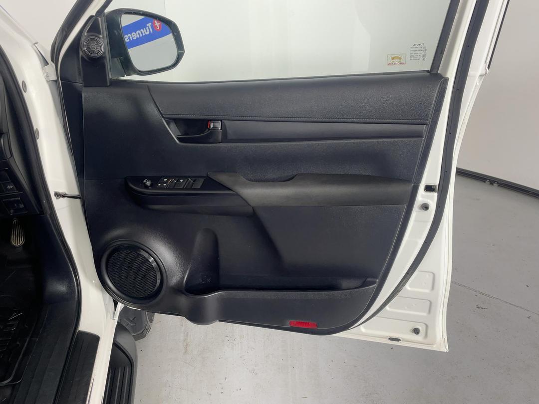 Photo '15' of Toyota Hilux