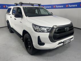 Image of 2021 Toyota Hilux SR TD DC 2WD