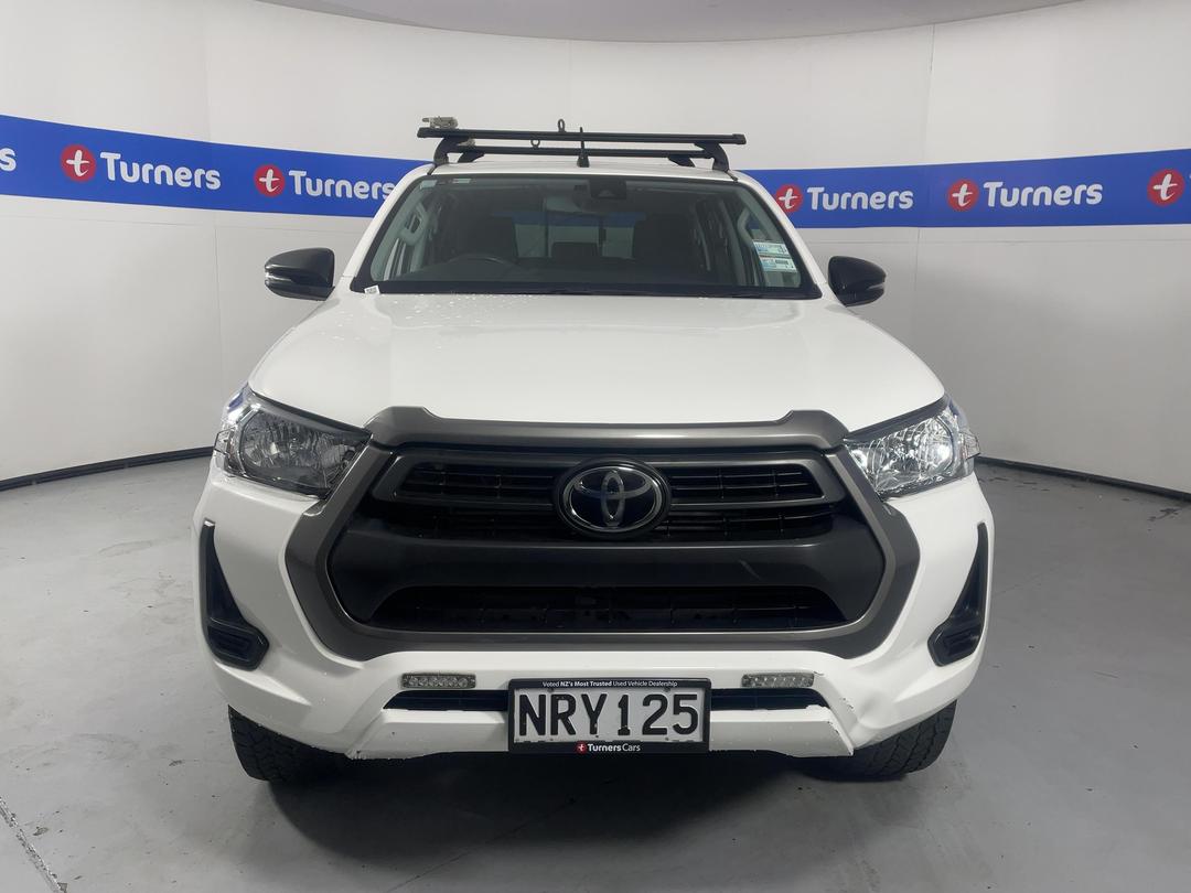 Photo '2' of Toyota Hilux