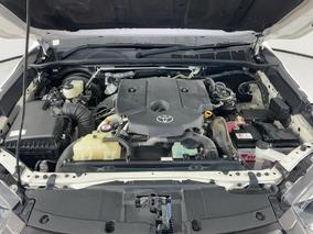 Photo '13' of Toyota Hilux