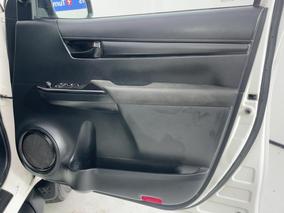 Photo '15' of Toyota Hilux