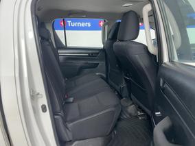 Photo '20' of Toyota Hilux