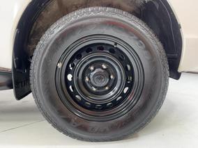 Photo '9' of Toyota Hilux
