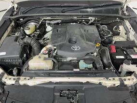 Photo '13' of Toyota Hilux