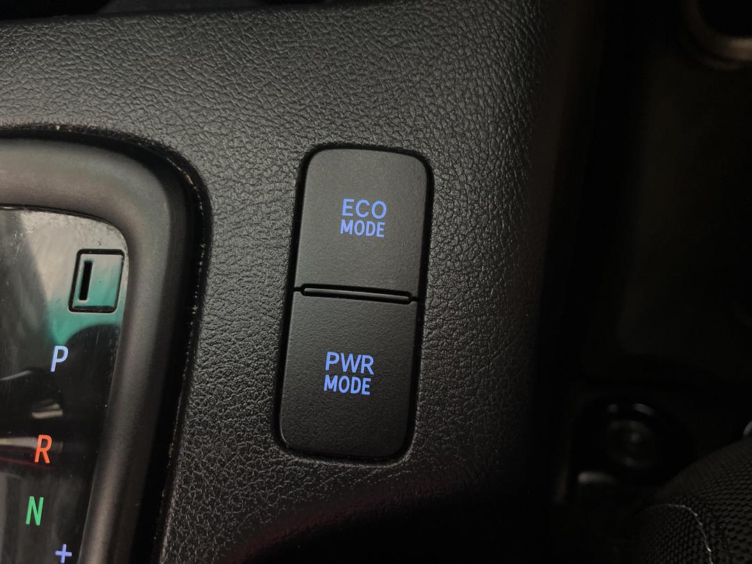 Photo '24' of Toyota Hilux