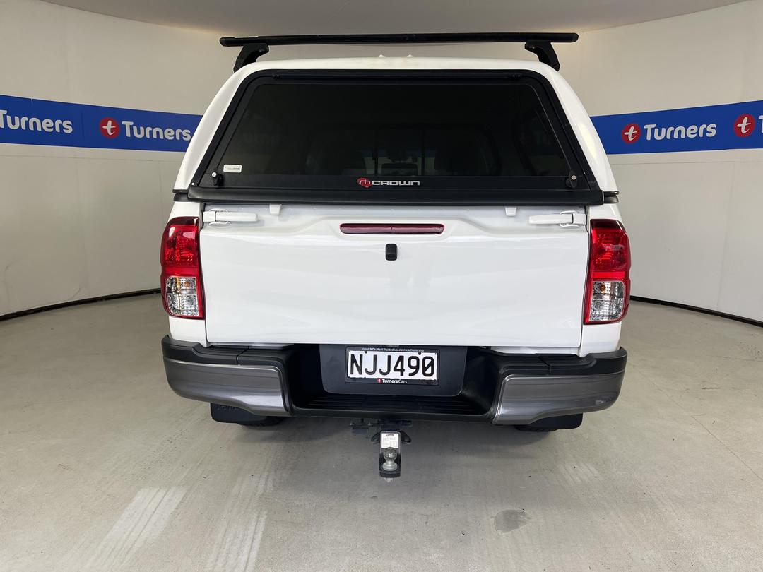 Photo '6' of Toyota Hilux