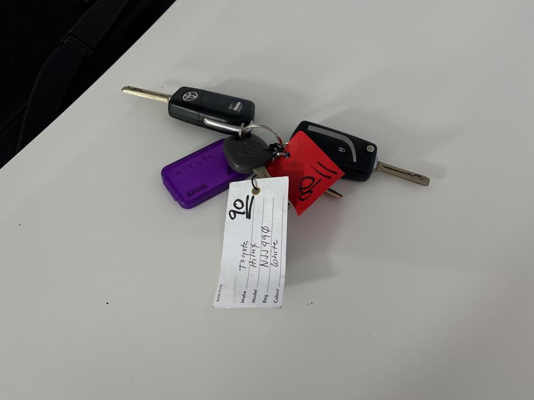 Photo '22' of Toyota Hilux