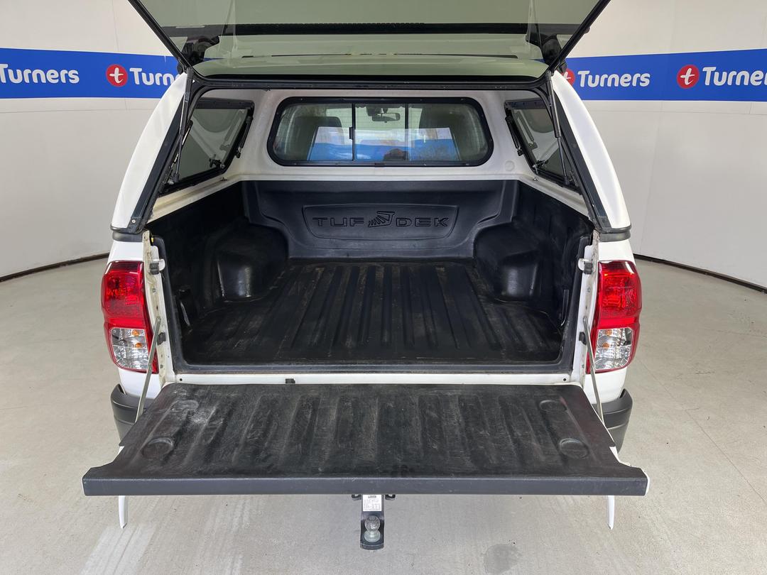 Photo '14' of Toyota Hilux