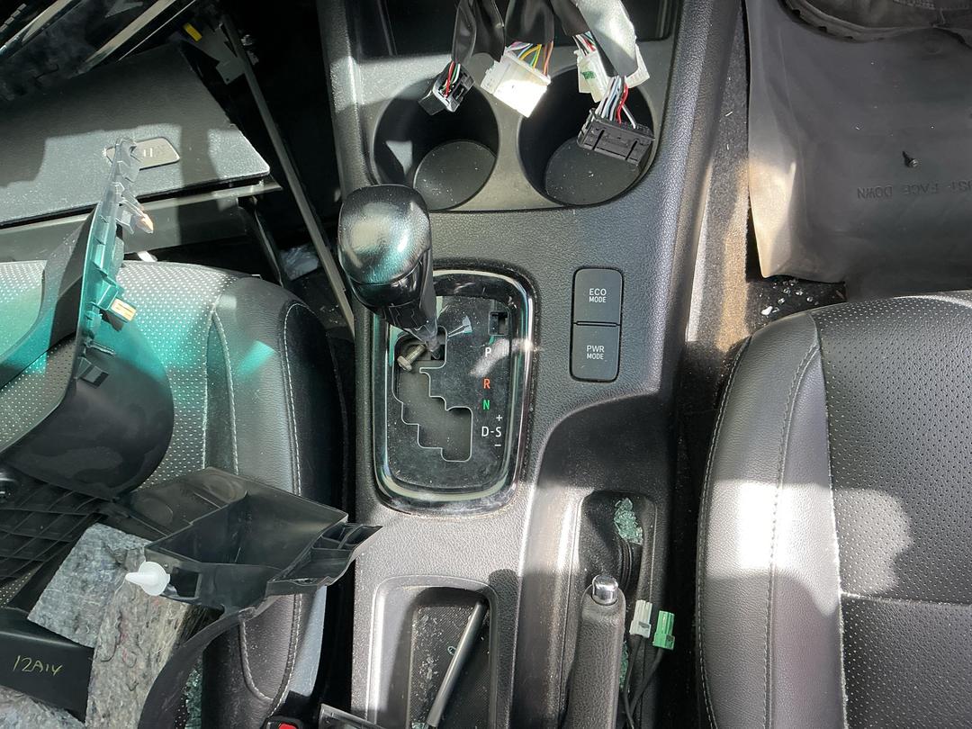 Photo '10' of Toyota Hilux SR5 Cruiser TD DC