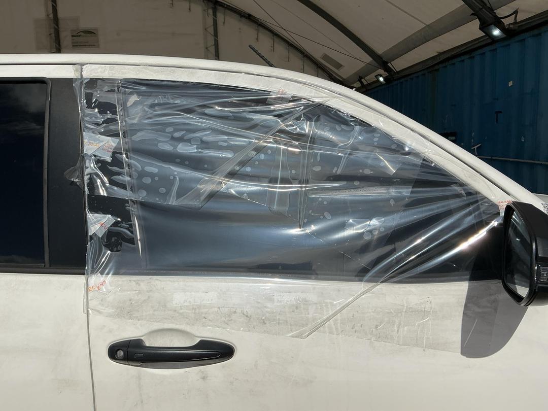 Photo '2' of Toyota Hilux SR5 Cruiser TD DC