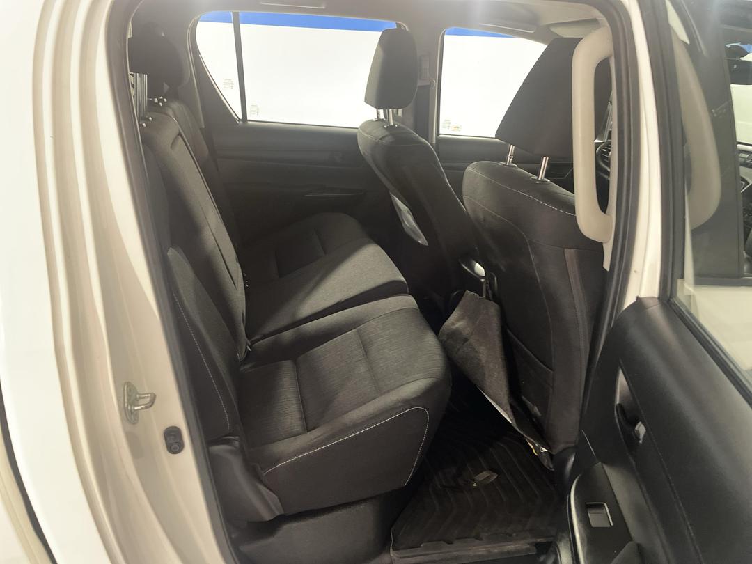 Photo '20' of Toyota Hilux