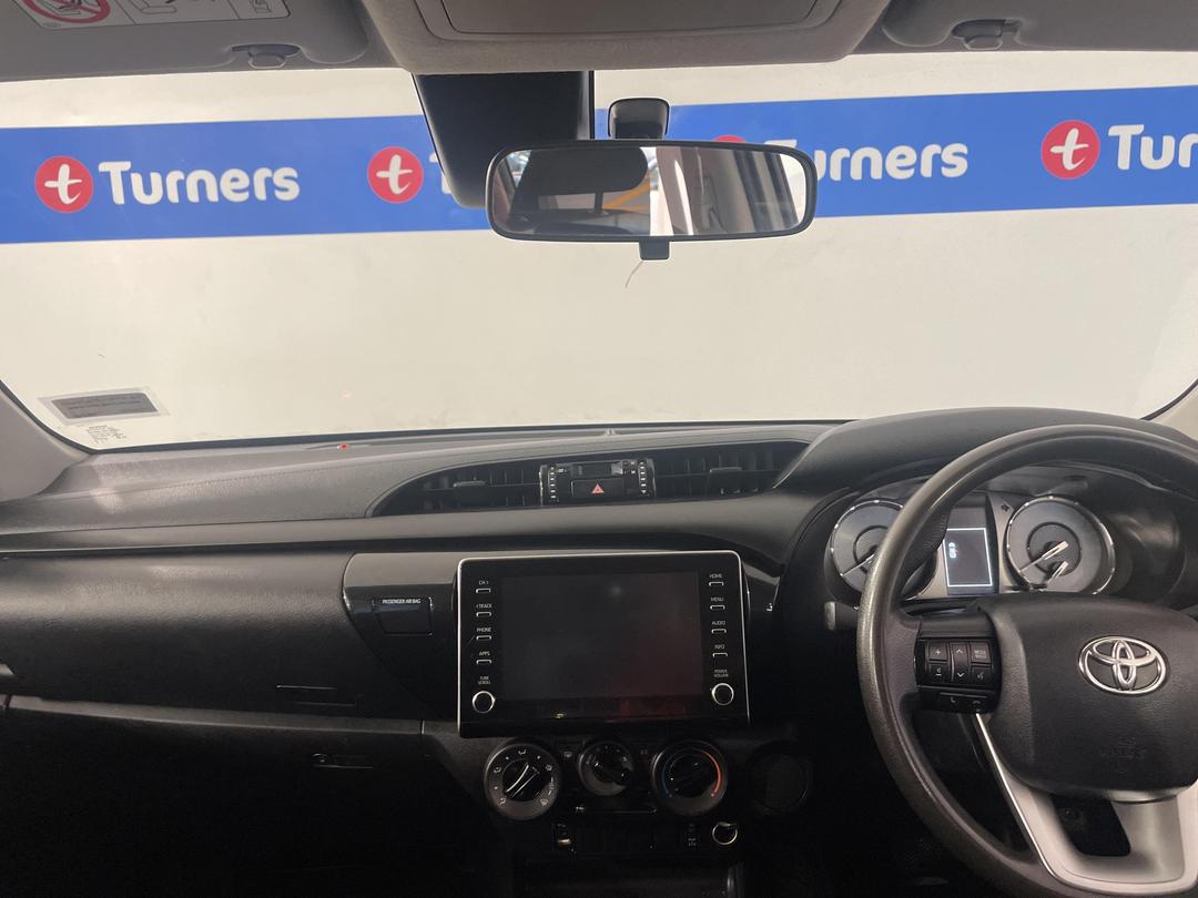 Photo '17' of Toyota Hilux