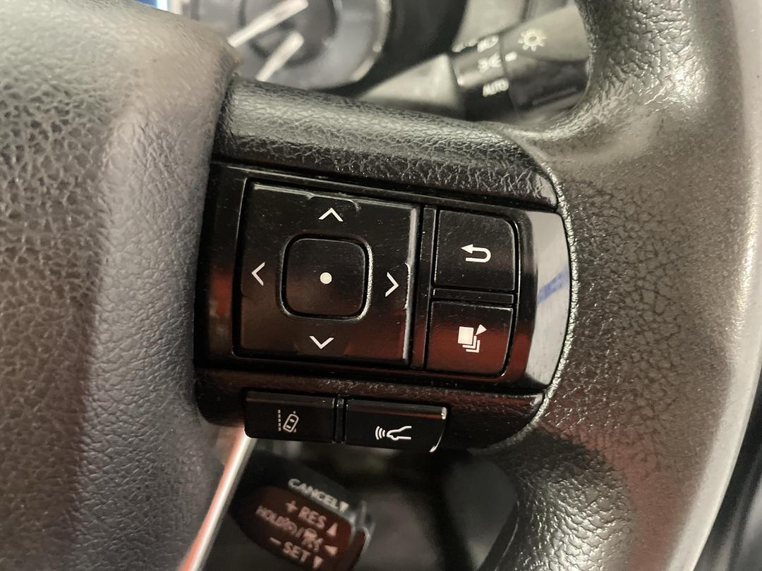 Photo '26' of Toyota Hilux