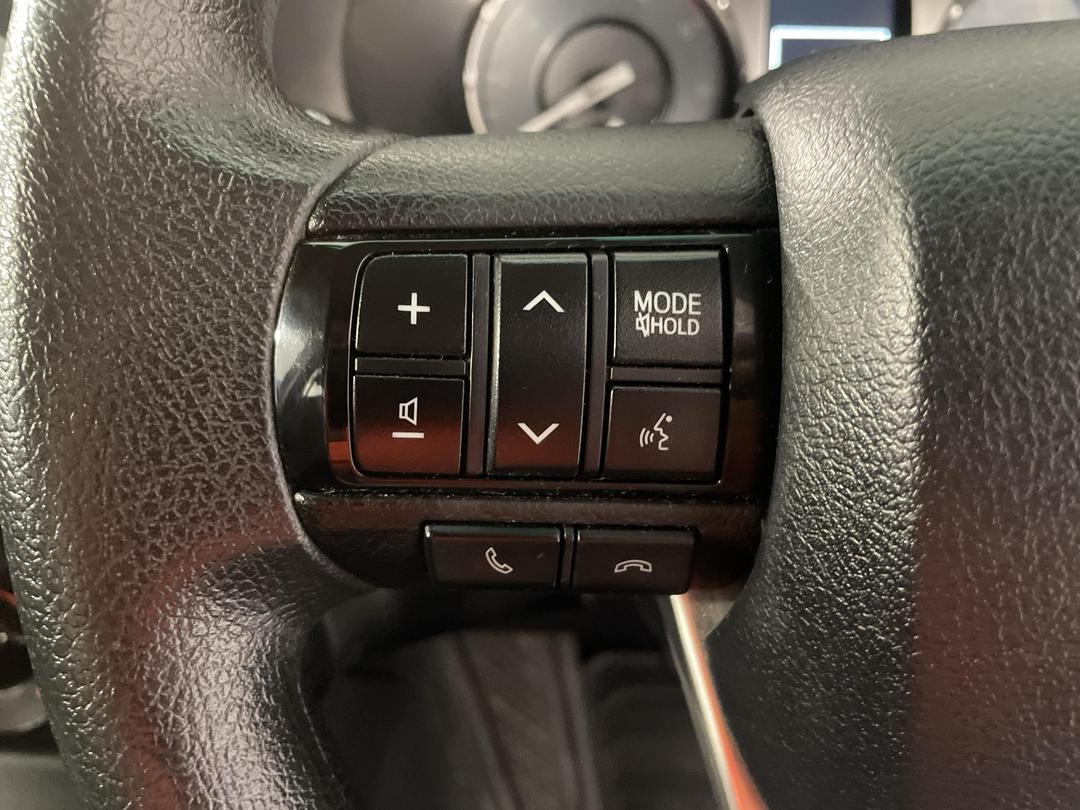 Photo '27' of Toyota Hilux