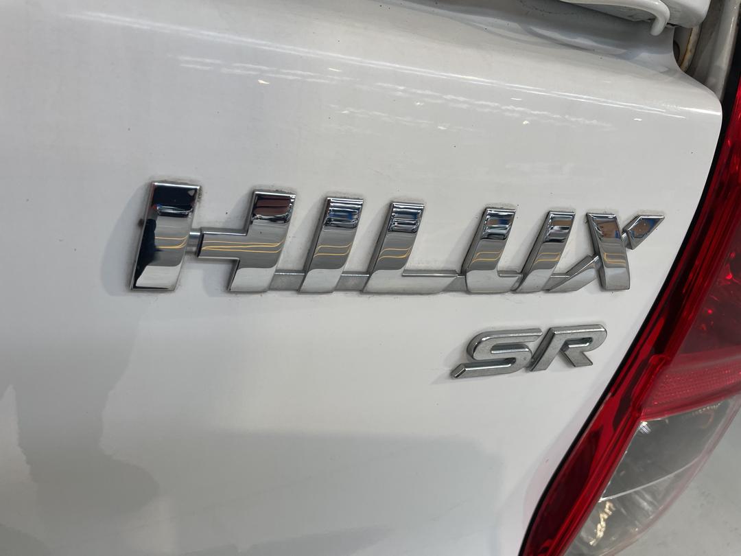 Photo '37' of Toyota Hilux