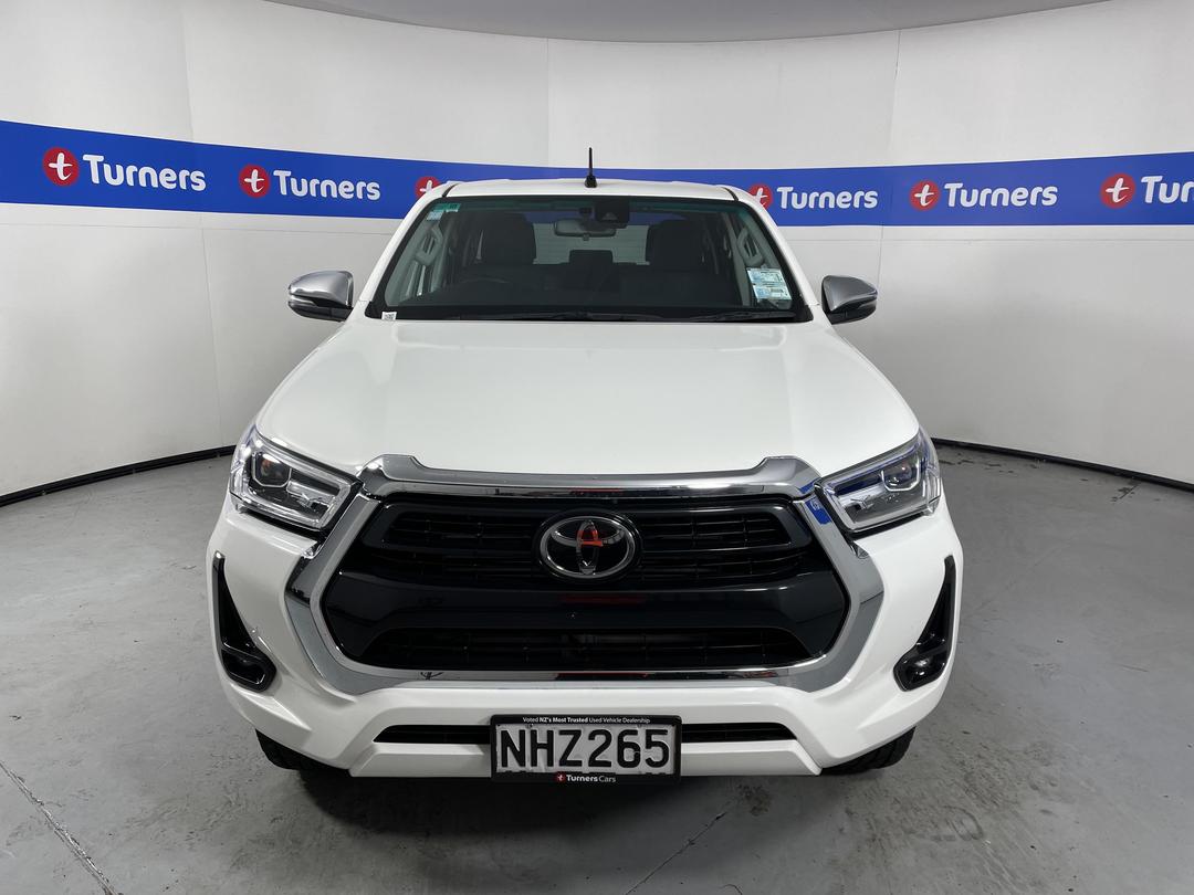 Photo '2' of Toyota Hilux