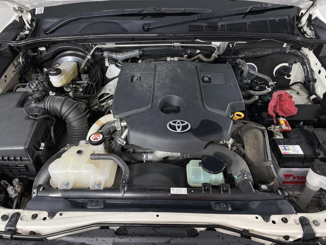 Photo '13' of Toyota Hilux