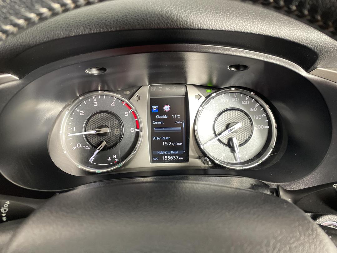 Photo '21' of Toyota Hilux