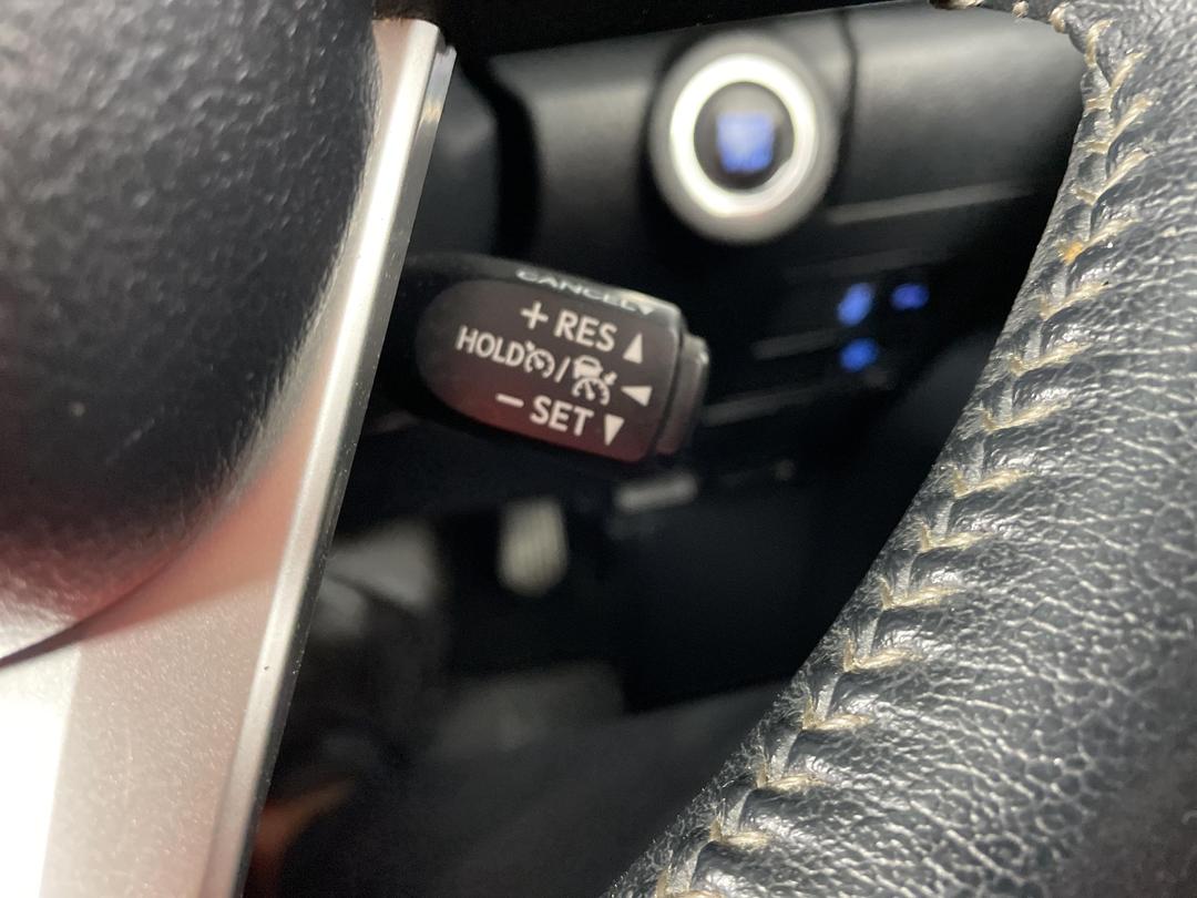 Photo '28' of Toyota Hilux