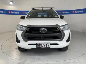 Photo '2' of Toyota Hilux