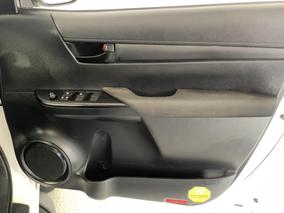 Photo '15' of Toyota Hilux