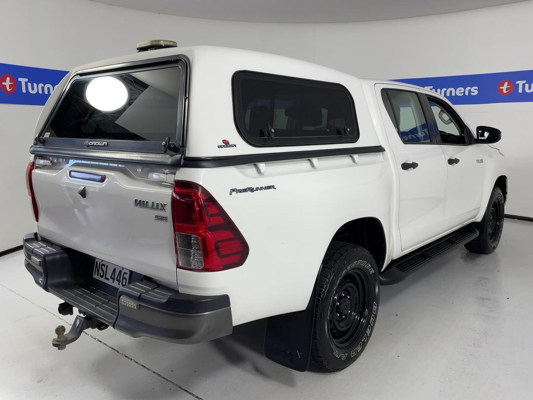 Photo '7' of Toyota Hilux