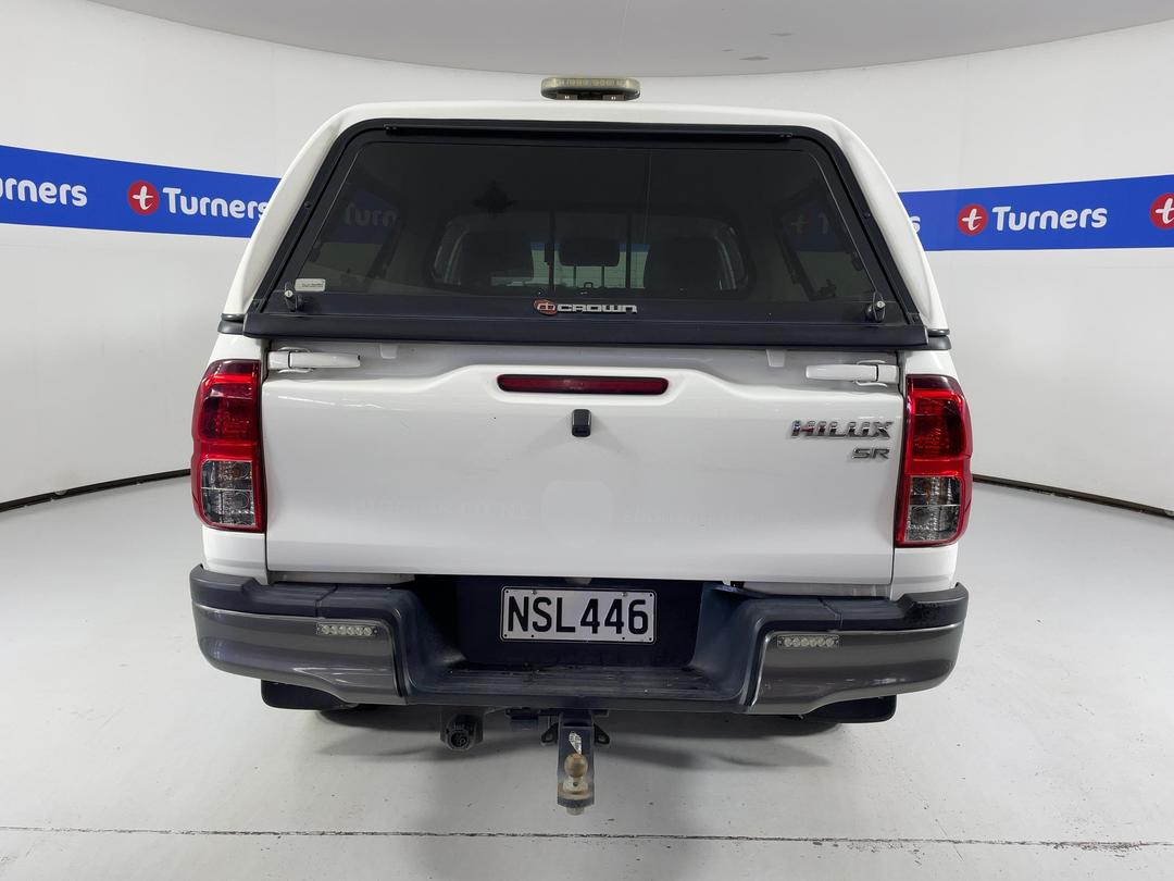 Photo '6' of Toyota Hilux