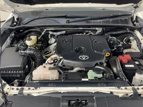 Photo '13' of Toyota Hilux