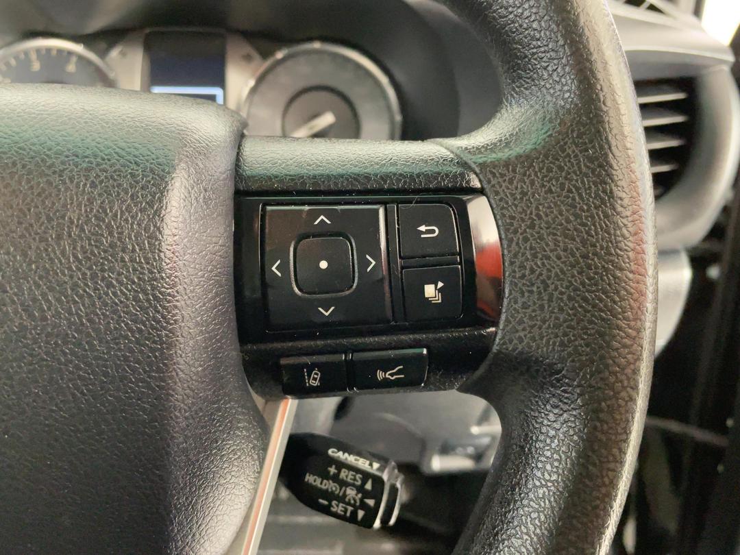 Photo '25' of Toyota Hilux