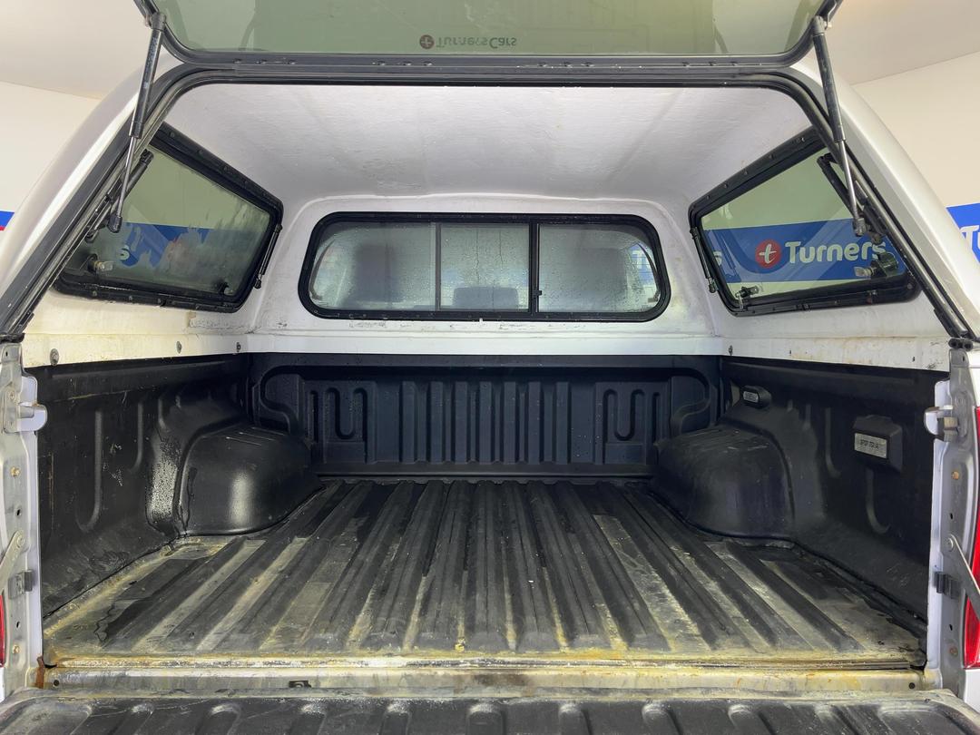 Photo '14' of Toyota Hilux