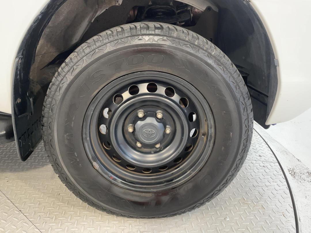 Photo '9' of Toyota Hilux