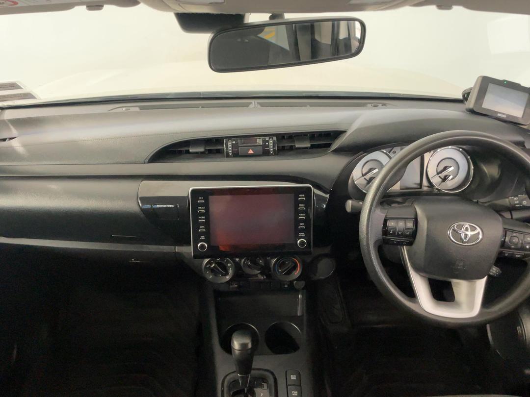Photo '17' of Toyota Hilux