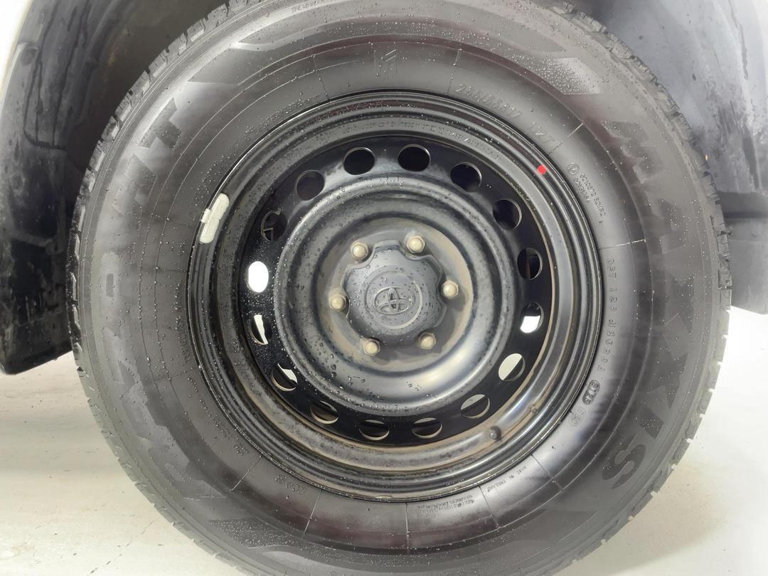 Photo '9' of Toyota Hilux