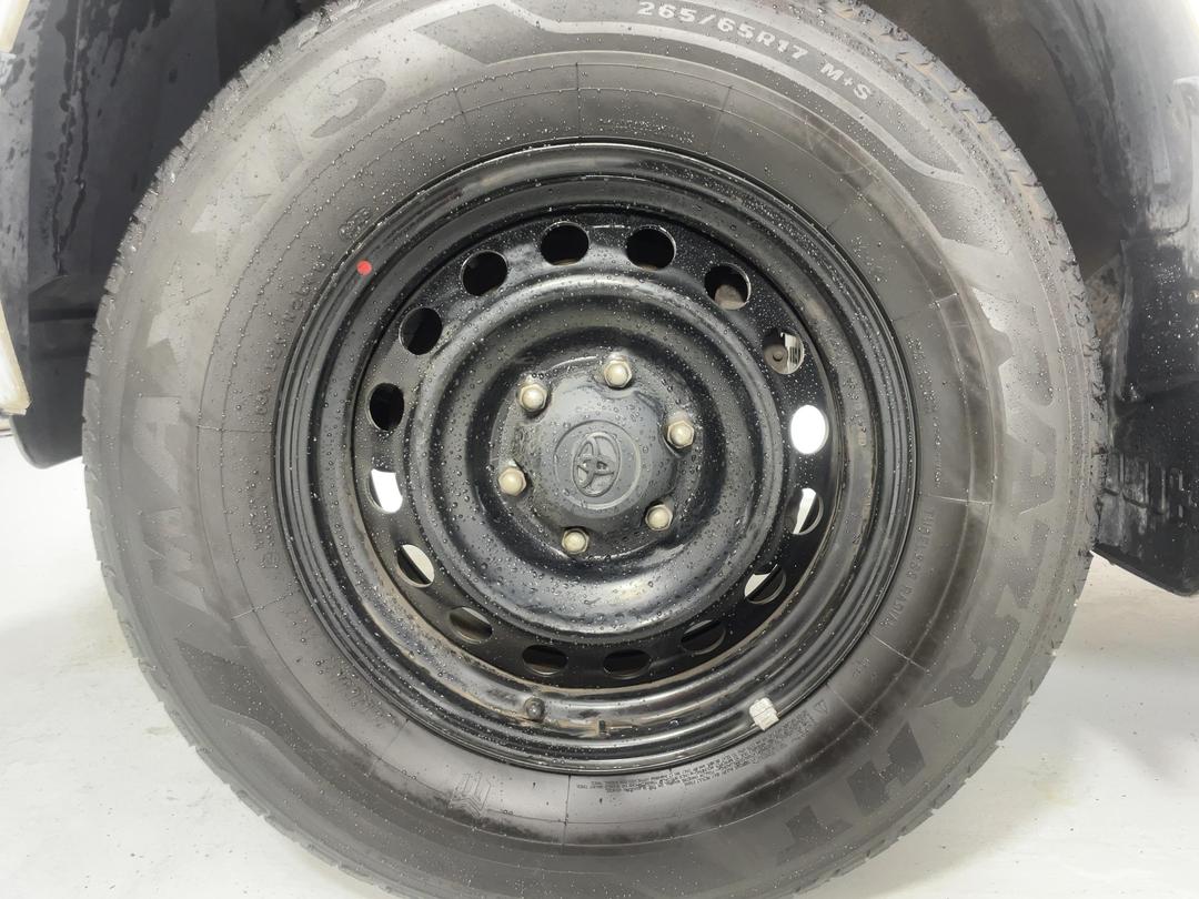 Photo '10' of Toyota Hilux