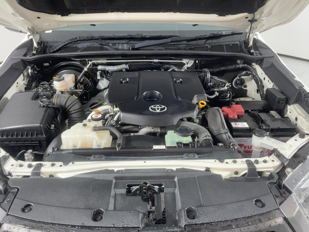 Photo '13' of Toyota Hilux