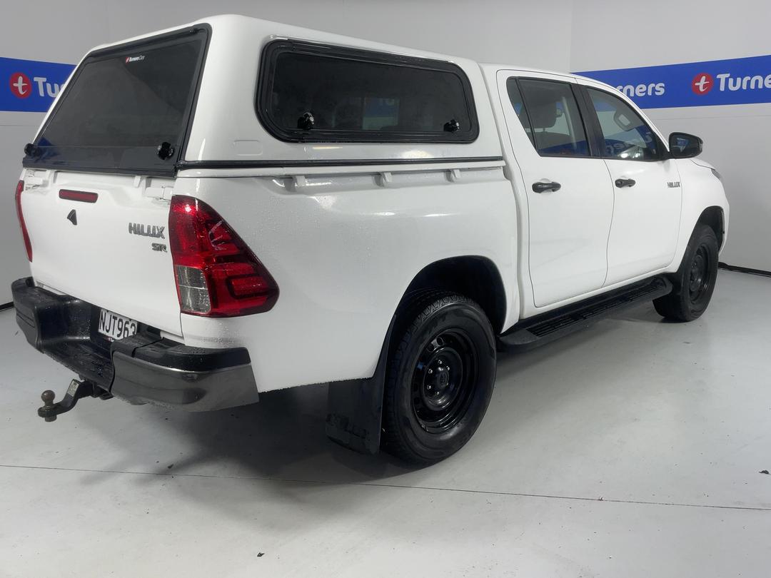Photo '7' of Toyota Hilux