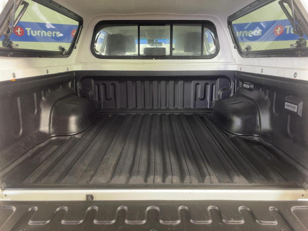 Photo '14' of Toyota Hilux