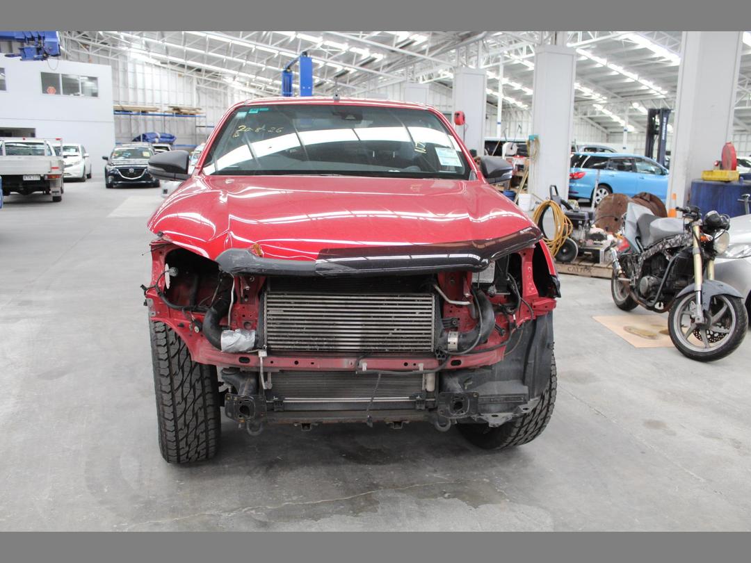Photo '2' of Toyota Hilux SR5 Cruiser TD DC Photo '2' of Toyota Hilux SR5 Cruiser TD DC