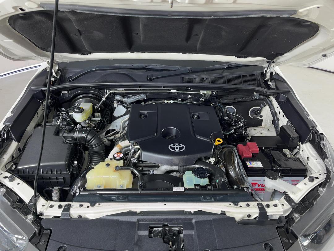 Photo '13' of Toyota Hilux