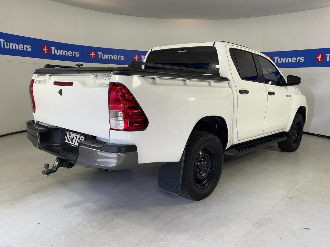 Photo '7' of Toyota Hilux