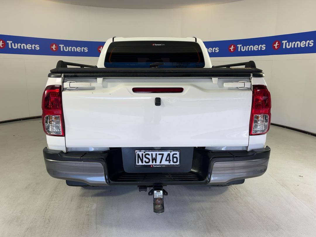 Photo '6' of Toyota Hilux