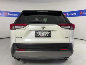 Photo '6' of Toyota Rav4