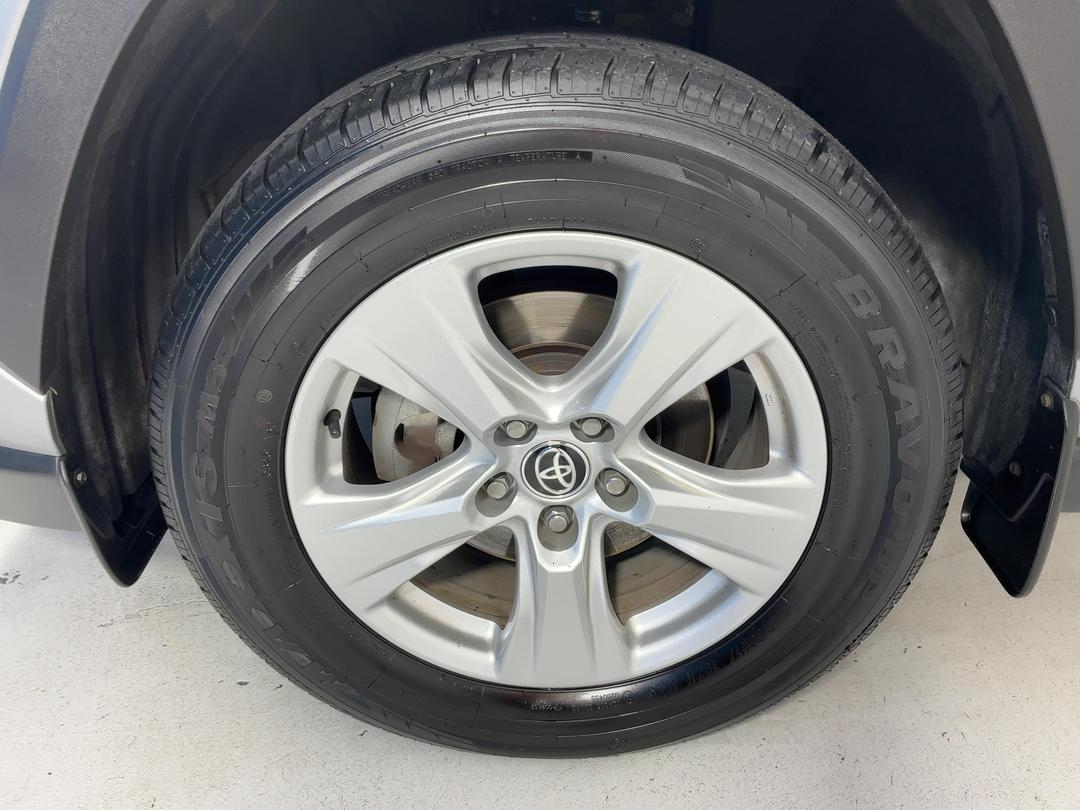 Photo '10' of Toyota Rav4